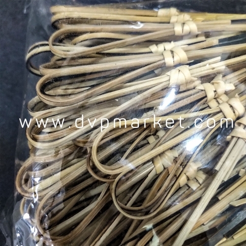 Cây ghim tre décor đuôi tim 12cm (100 cái)