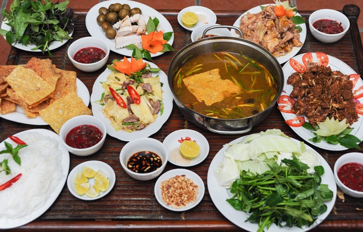 Lẩu vị om sấu đậm đà vị Bắc