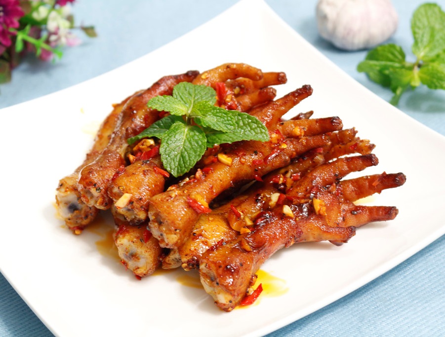 Chân gà nướng muối ớt giòn cay