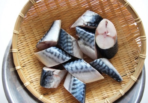 Chọn cá thu tươi ngon