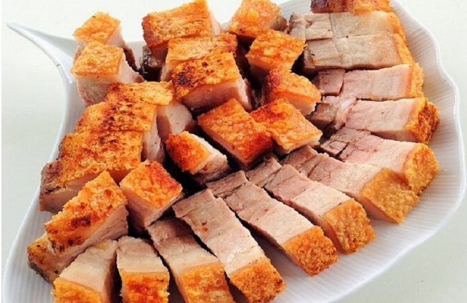 Heo quay da giòn giòn rụm