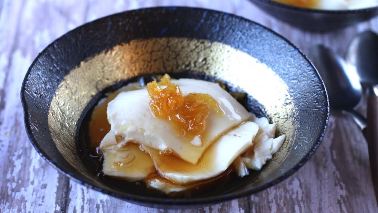 Tào phớ ăn thơm mùi lá dứa và gừng