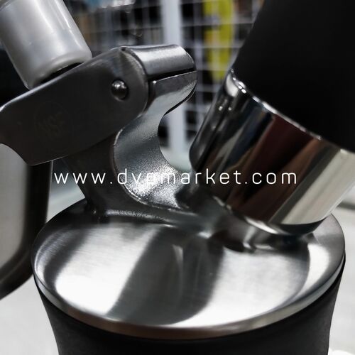 bình kem isi làm bằng inox